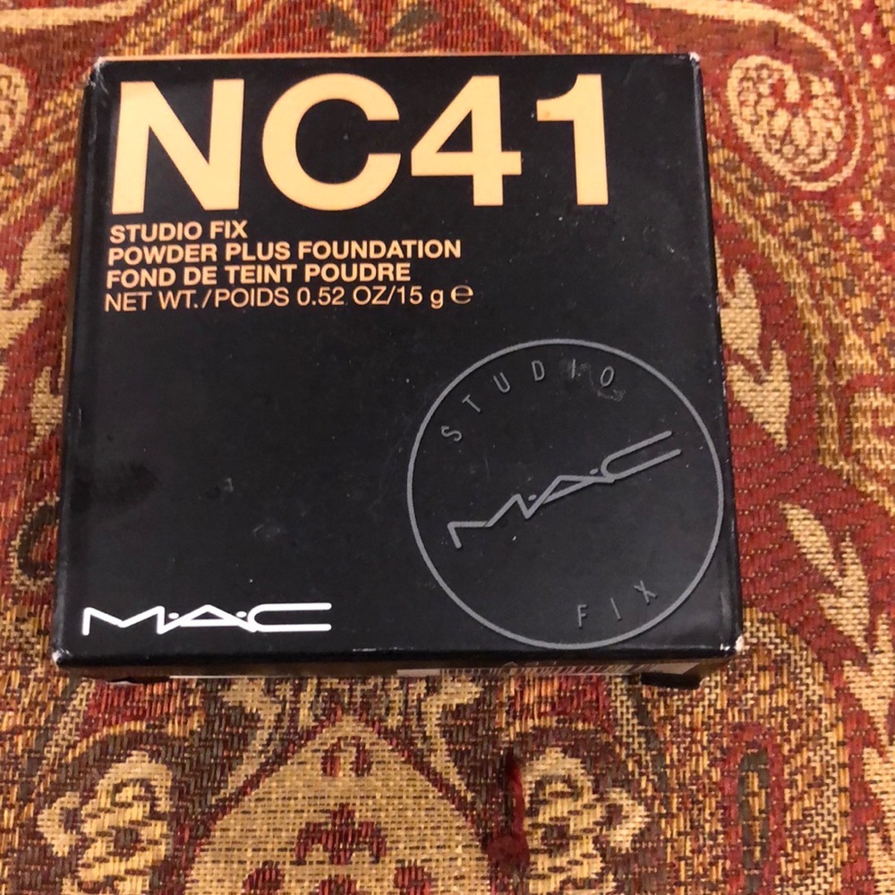 MAC NC 41 Powder Plus Foundation